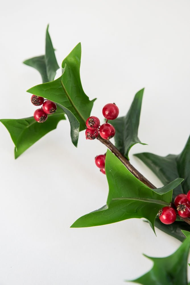 Artificial holly and red berries spray - Greenery Marketgreenery2825147GR