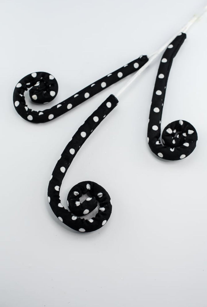 Black and white polkadot curly spray - Greenery MarketPicks62376BKWT