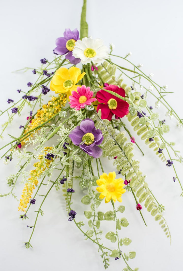 Daisy and poppy mixed spray - Greenery Market40199