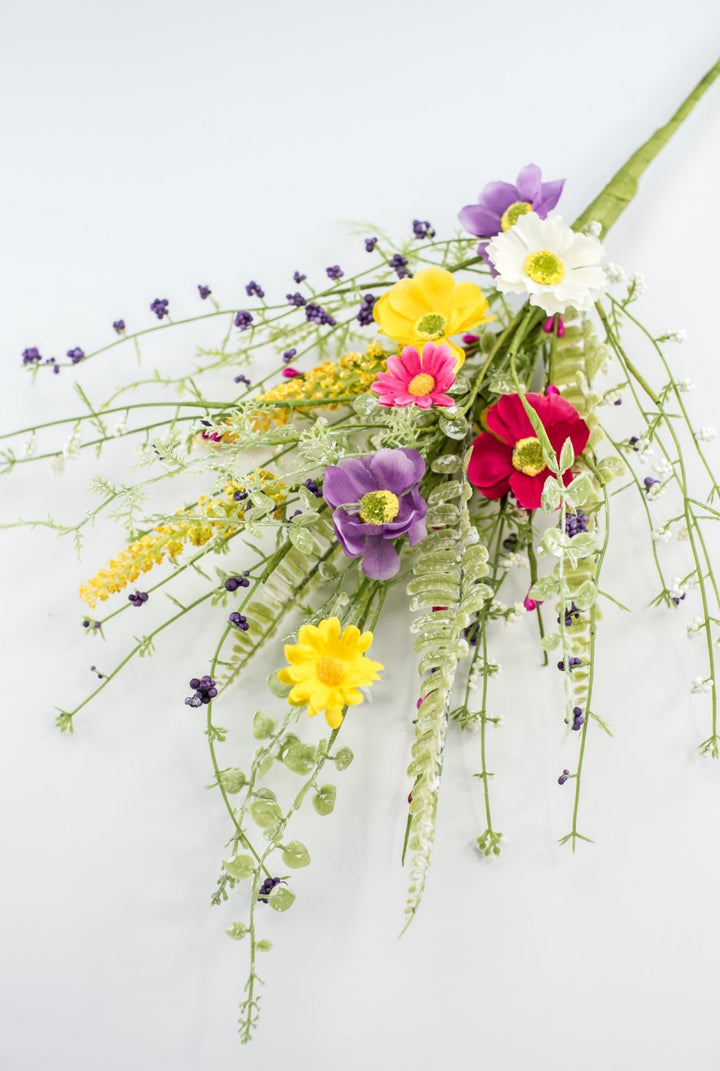 Daisy and poppy mixed spray - Greenery Market40199