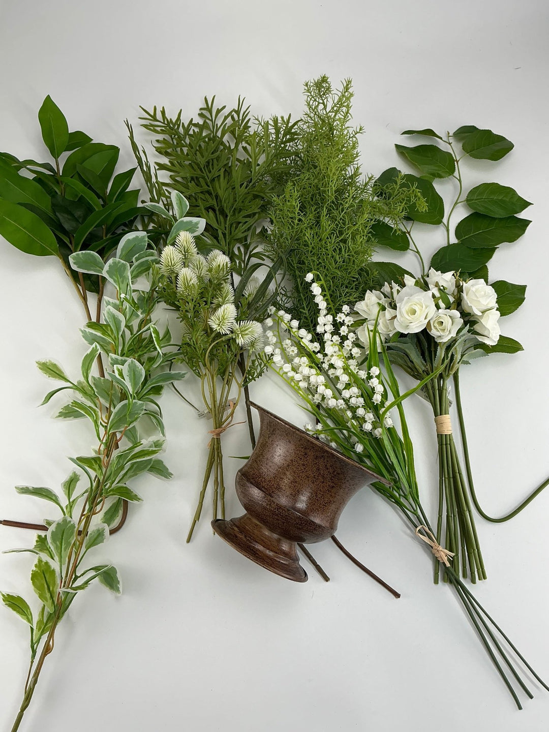 Everyday White Rose Arrangement kit - Greenery MarketRoseW BROWNsubContainer
