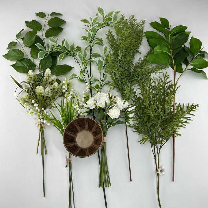 Everyday White Rose Arrangement kit - Greenery MarketRoseWITHContainer