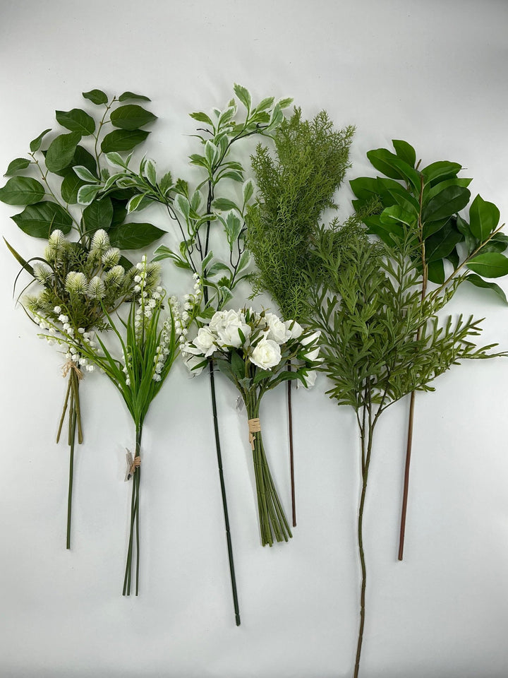 Everyday White Rose Arrangement kit - Greenery MarketRoseWITHOUTContainer