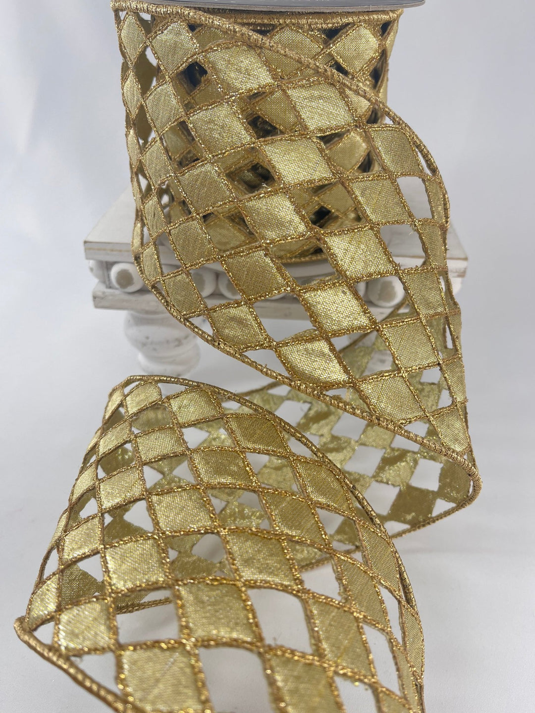 Farrisilk jester diamond lace, gold, tree ribbon - 4” - Greenery Marketwired ribbonRG930 - 50