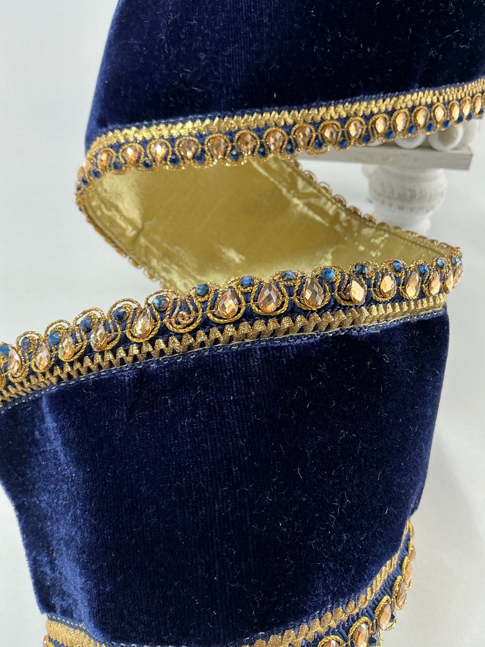Farrisilk king edwards, navy blue velvet tree ribbon - 4” - Greenery Marketwired ribbonRK340 - 21