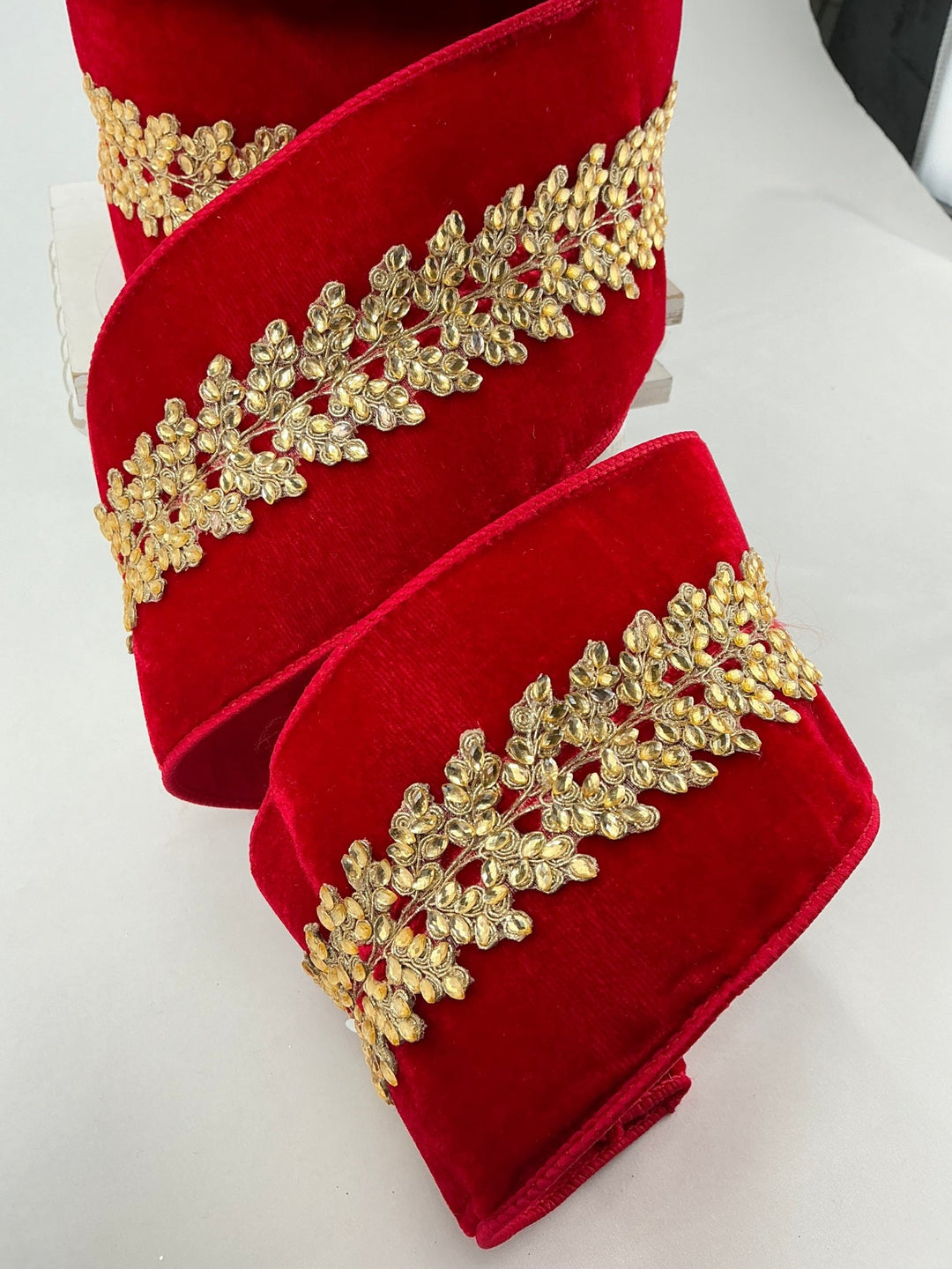 Farrisilk red velvet jewel vine tree ribbon - 4” - Greenery Marketwired ribbonRG893 - 02