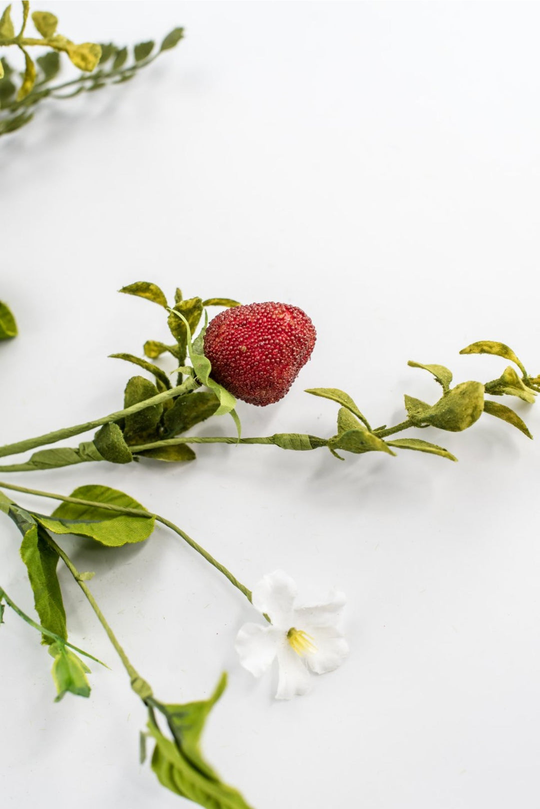 Faux Strawberry spray - Greenery MarketArtificial Flora62935SP28