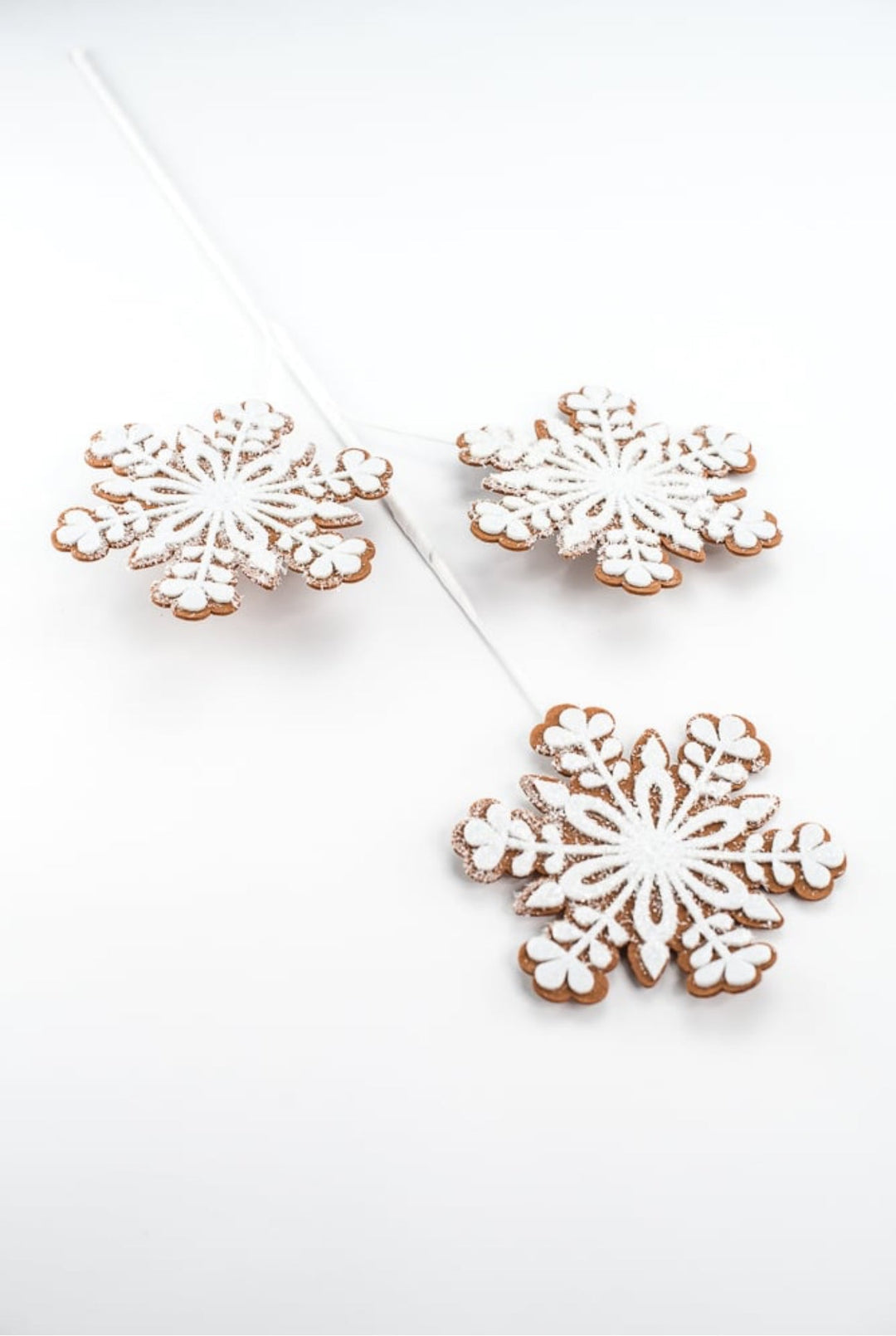 Gingerbread snowflake spray - Greenery MarketGF2342GINGWT