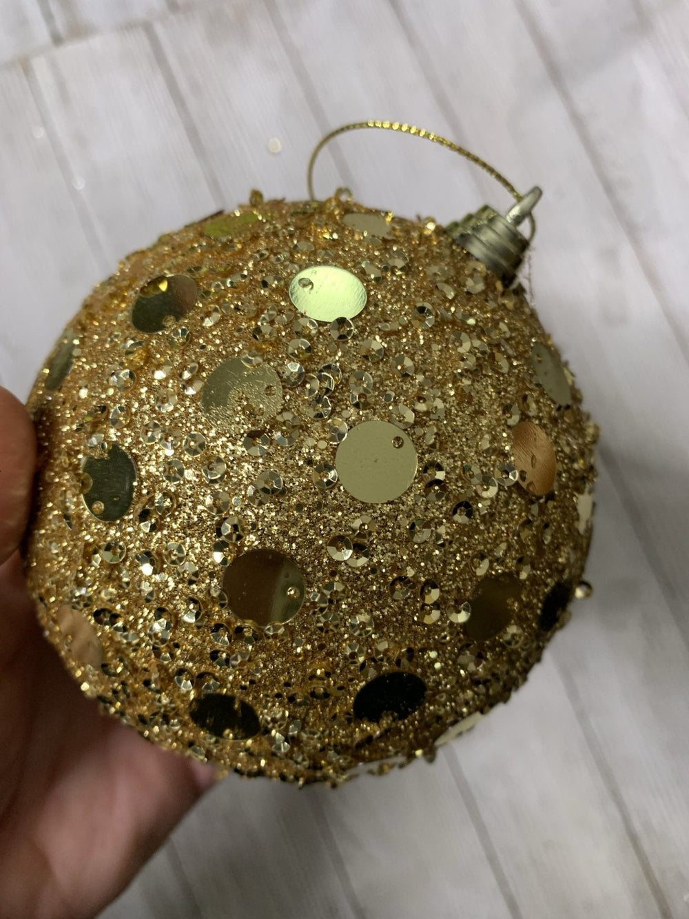 Gold sequined ball ornaments - Greenery MarketOrnaments24979