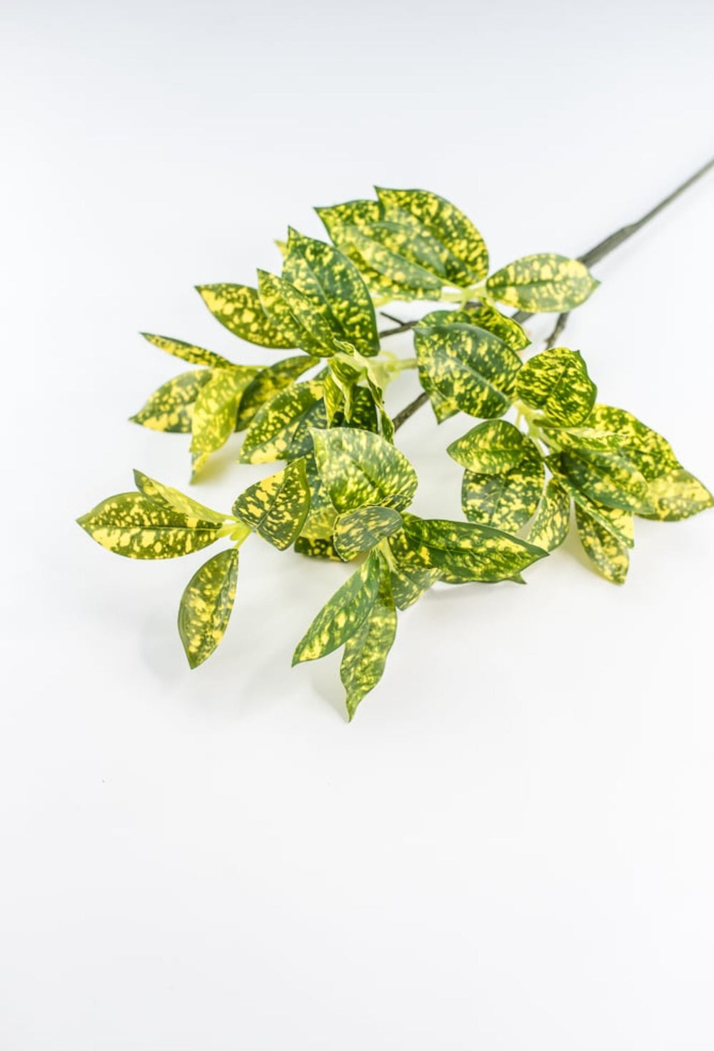Green And Yellow Acuta Leaf Spray - Greenery Market220312