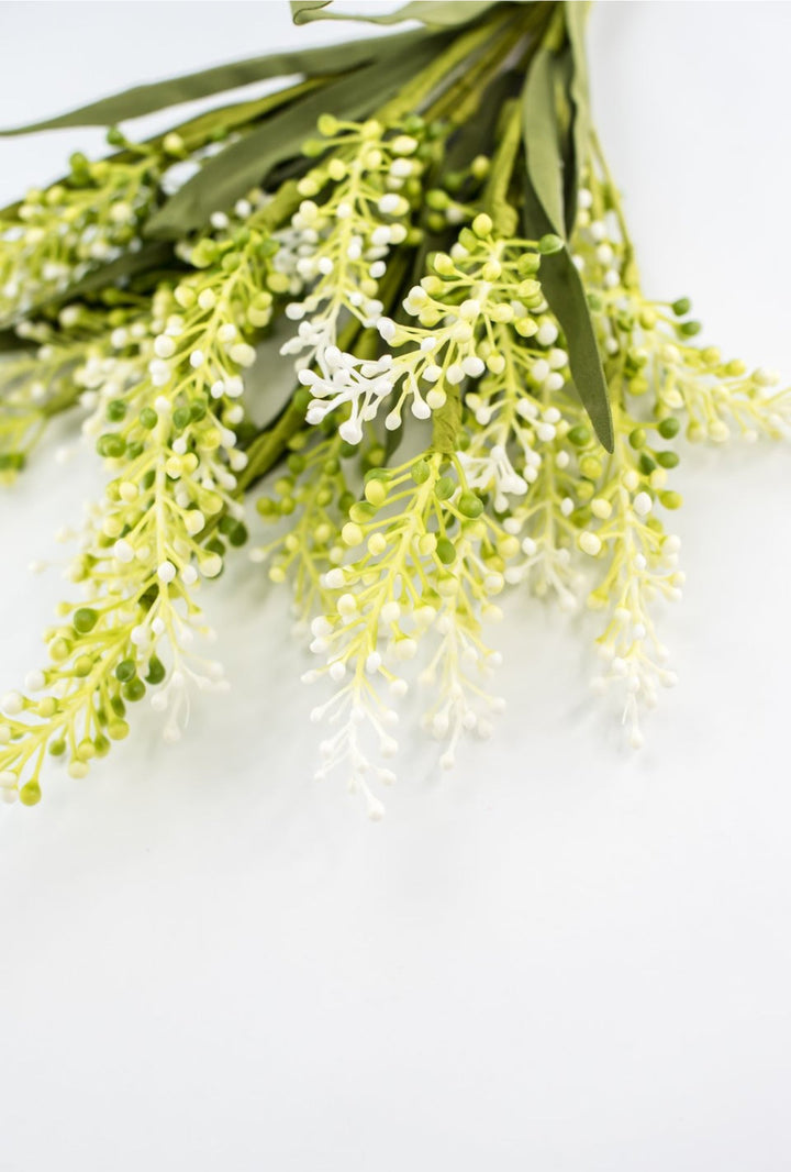 Green eucalyptus berry bush - Greenery Marketartificial flowers64843