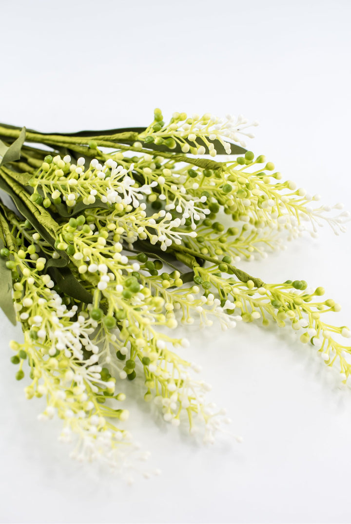 Green eucalyptus berry bush - Greenery Marketartificial flowers64843