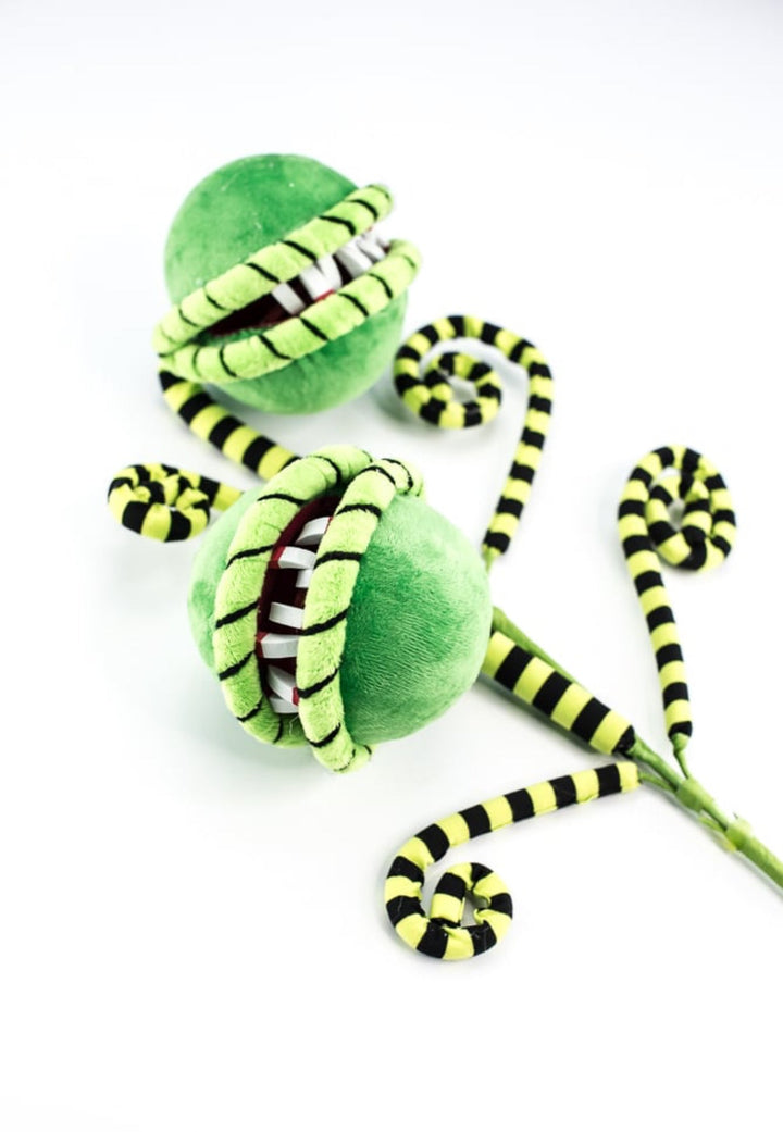 Halloween chomper plant spray 57142GNBK - Greenery Market57142GNBK