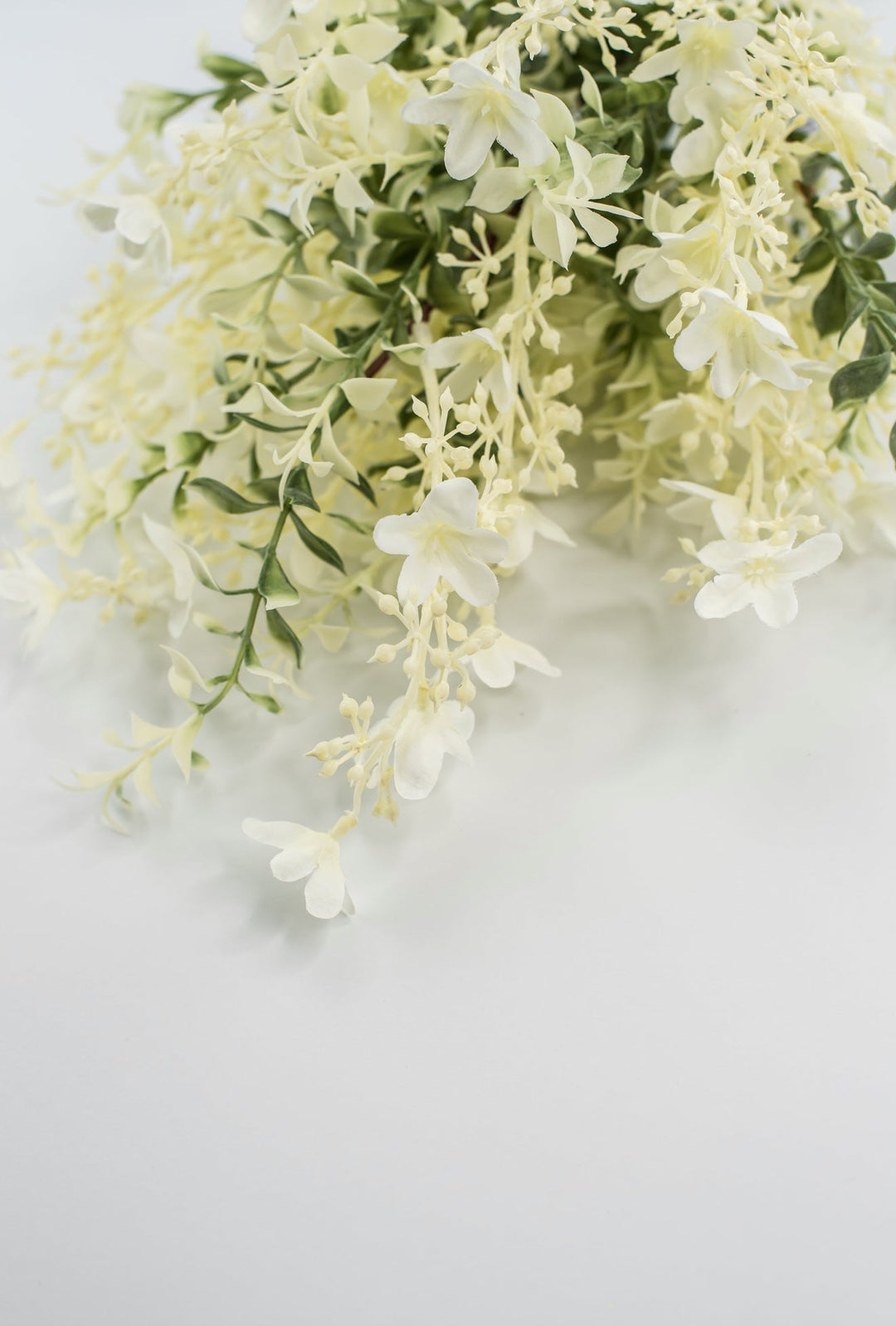 Ivory flower and greenery bush - Greenery MarketArtificial Flora84946 - CR
