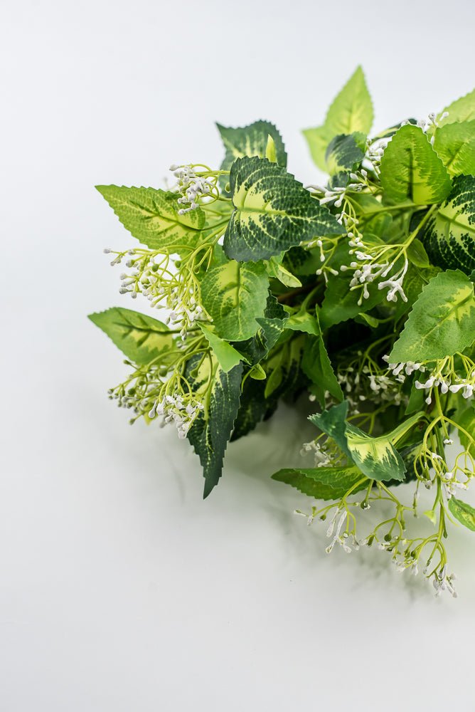 Mini Berry Leaves Bush - White - Greenery Market28172