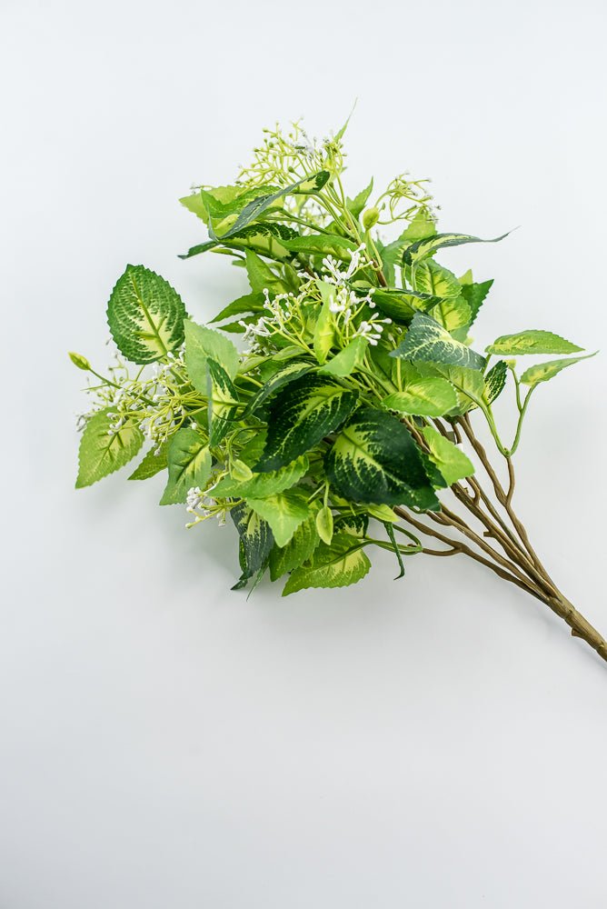 Mini Berry Leaves Bush - White - Greenery Market28172