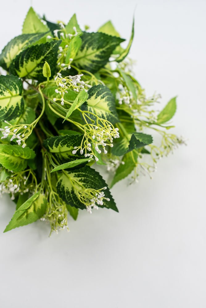 Mini Berry Leaves Bush - White - Greenery Market28172