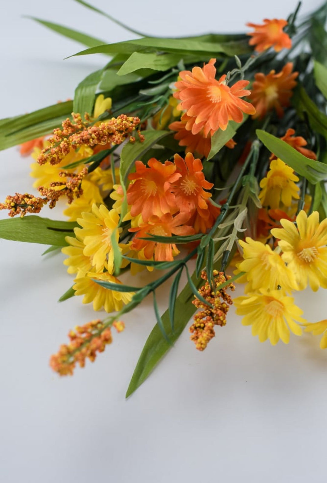 Mixed daisies bush - yellow orange - Greenery MarketArtificial Flora83399 - ORYEL