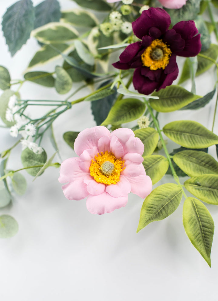 Mixed daisy flower spray - lavender - Greenery Market65071