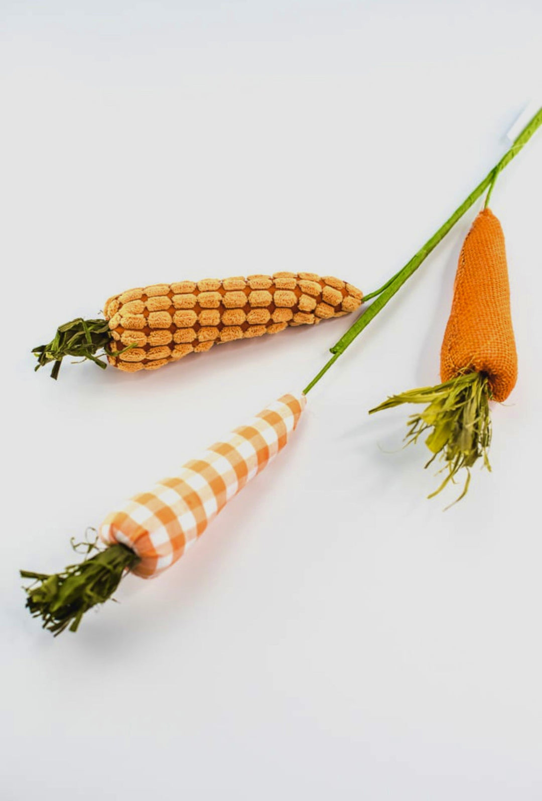 Mixed pattern carrot spray - Greenery MarketWreath attachments63277 - OR