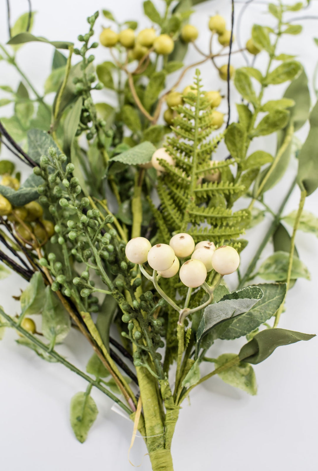 Mossy mixed leaves & twigs spray - Greenery Marketgreenery58455