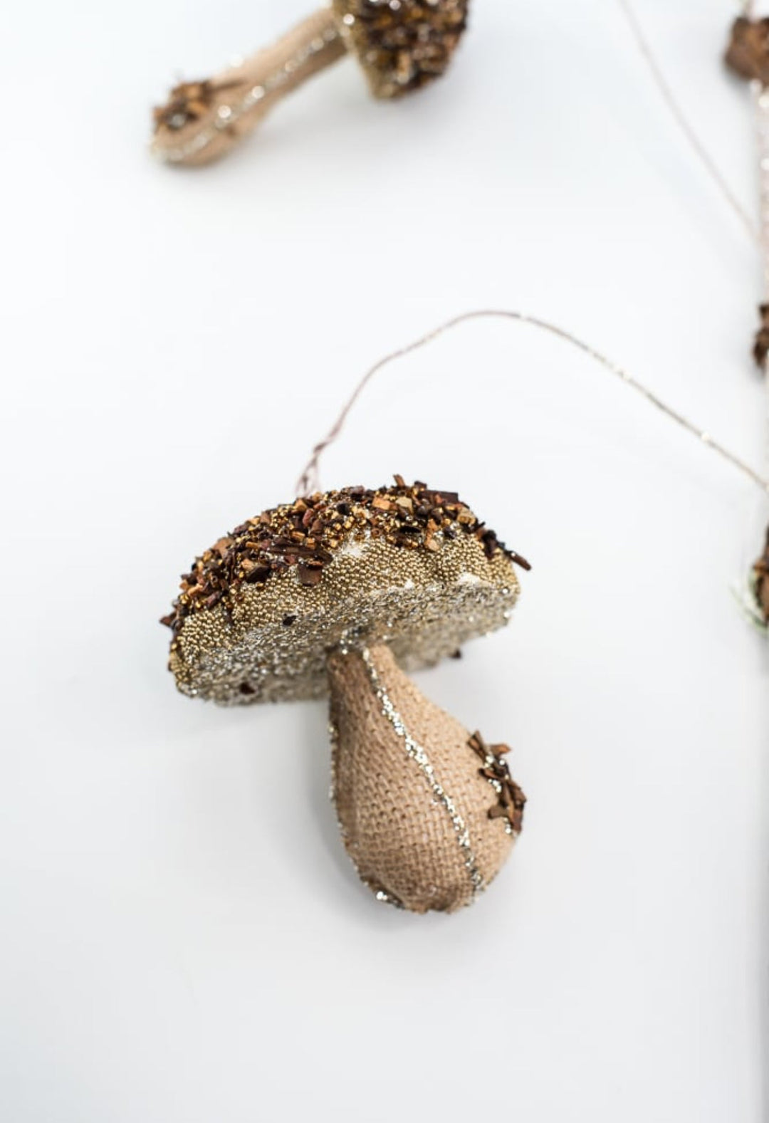 Mushroom ornaments spray - Greenery MarketMTX72760
