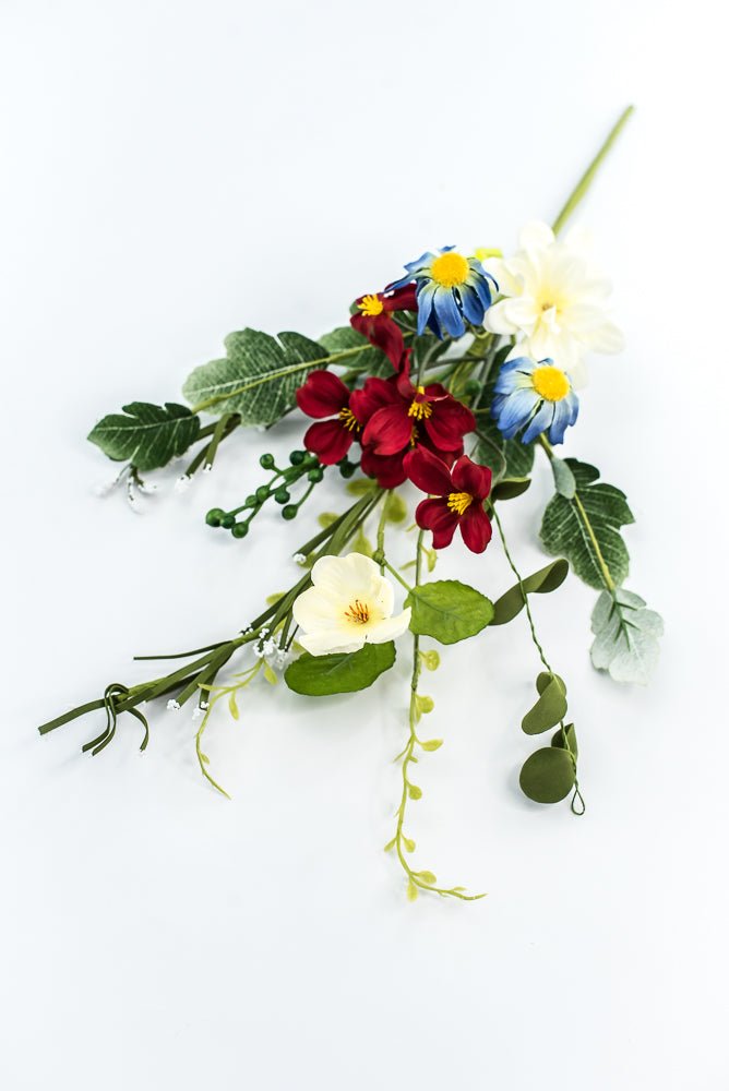 Patriotic Daisy With Greenery Pick - Greenery Marketartificial flowers62562SP18