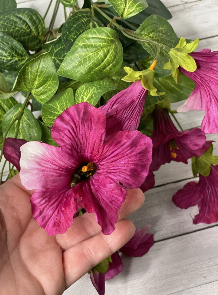 Petunia flowers, magenta pink - Greenery Marketartificial flowers25797