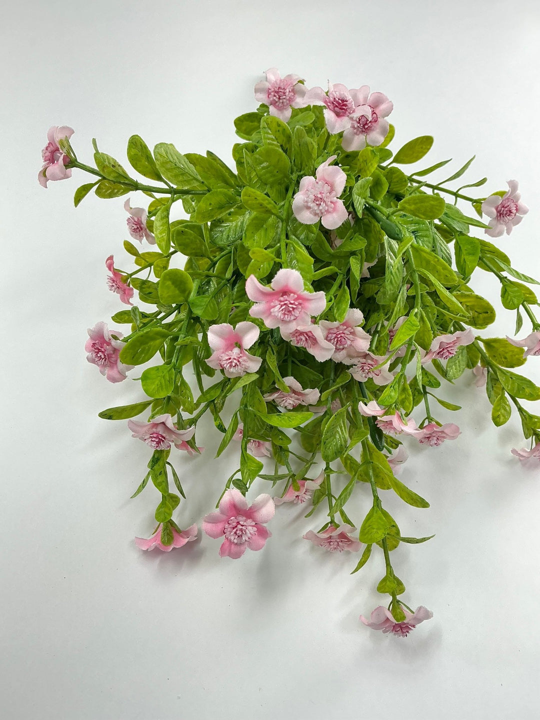 Pink filler flower bush - Greenery Market82396 - LT.PK