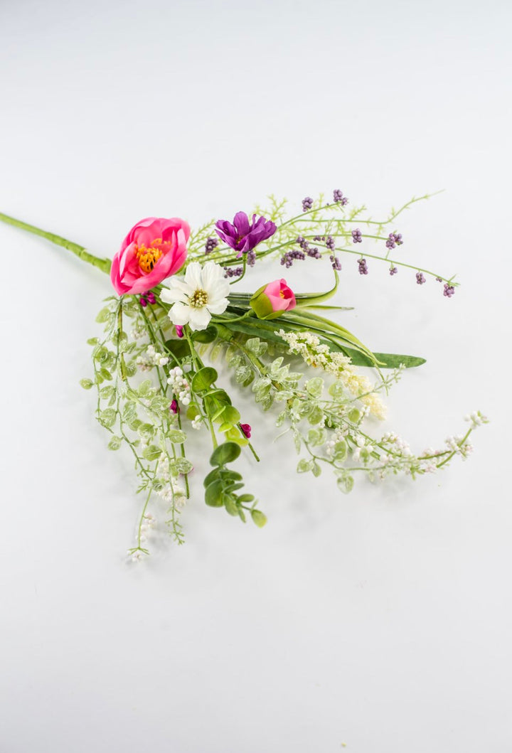 Ranunculus Filler Pick - Greenery Market63303SP18