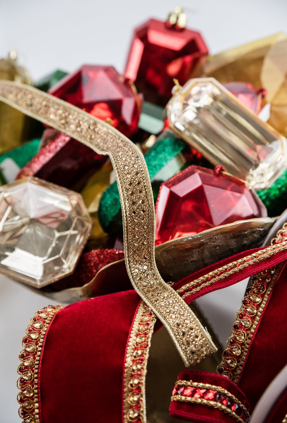 Red Farrisilk king edwards velvet tree ribbon - 4” - Greenery Marketwired ribbonRK340 - 02