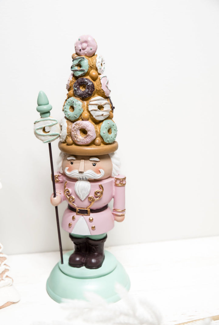 Resin donuts nutcracker - Greenery MarketHome decorMTX63951 PAAS