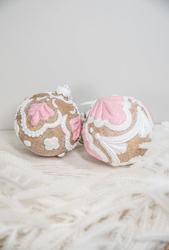 Resin frosted gingerbread ornaments - set of 2 - Greenery MarketHome decorMTX73336