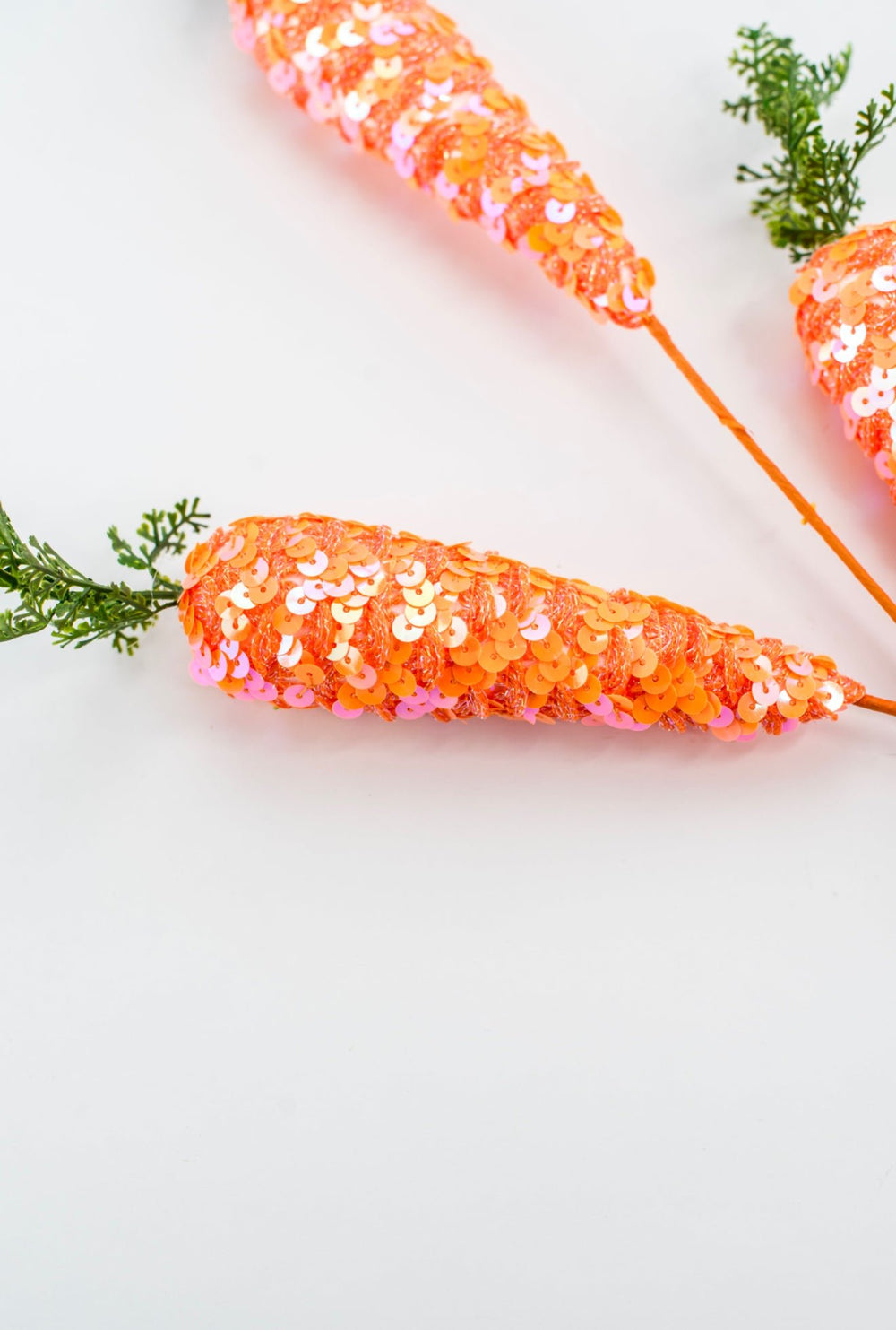 Sequin Carrot Spray - Greenery Market63702OR