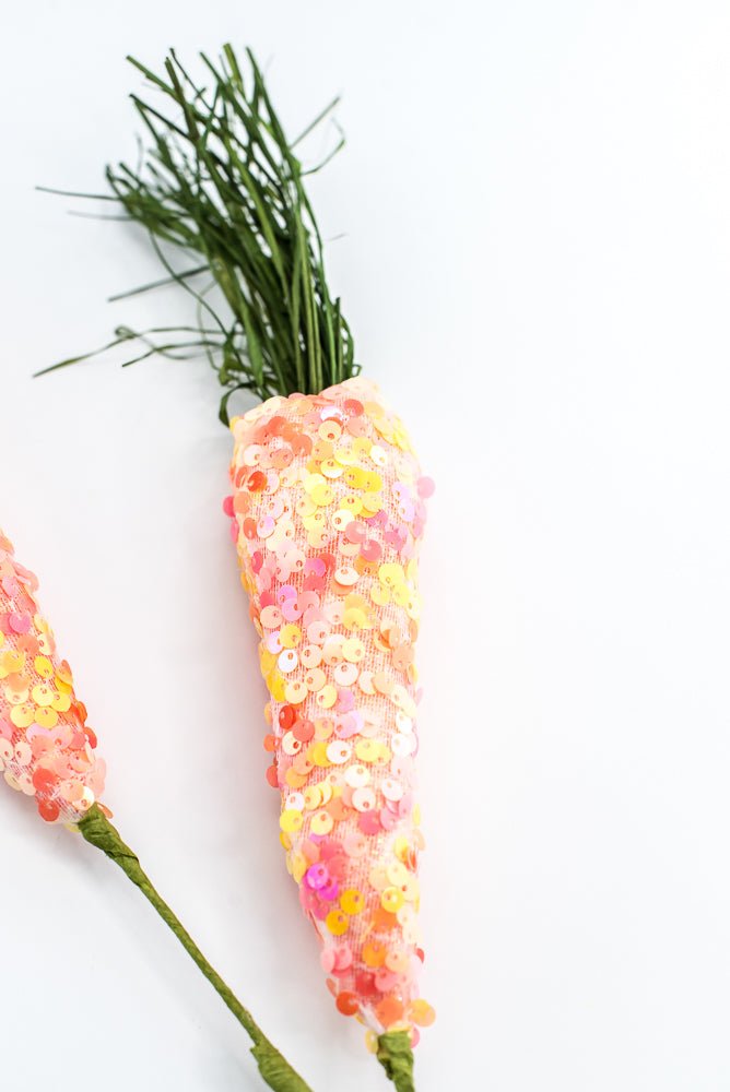 Sequin Carrot Spray - Greenery Market63782OR