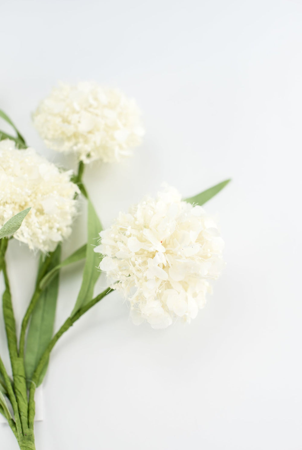 Snowball hydrangea spray - cream - Greenery Market64910 - CR