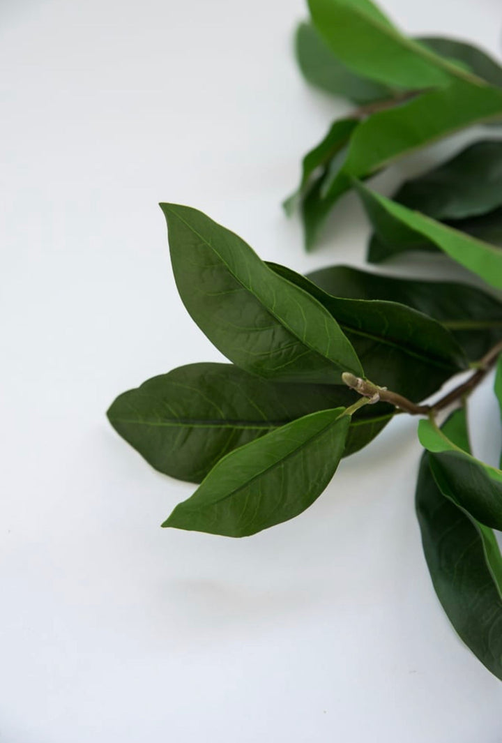 Soft touch, green leaves spray - Greenery Market2310321GR