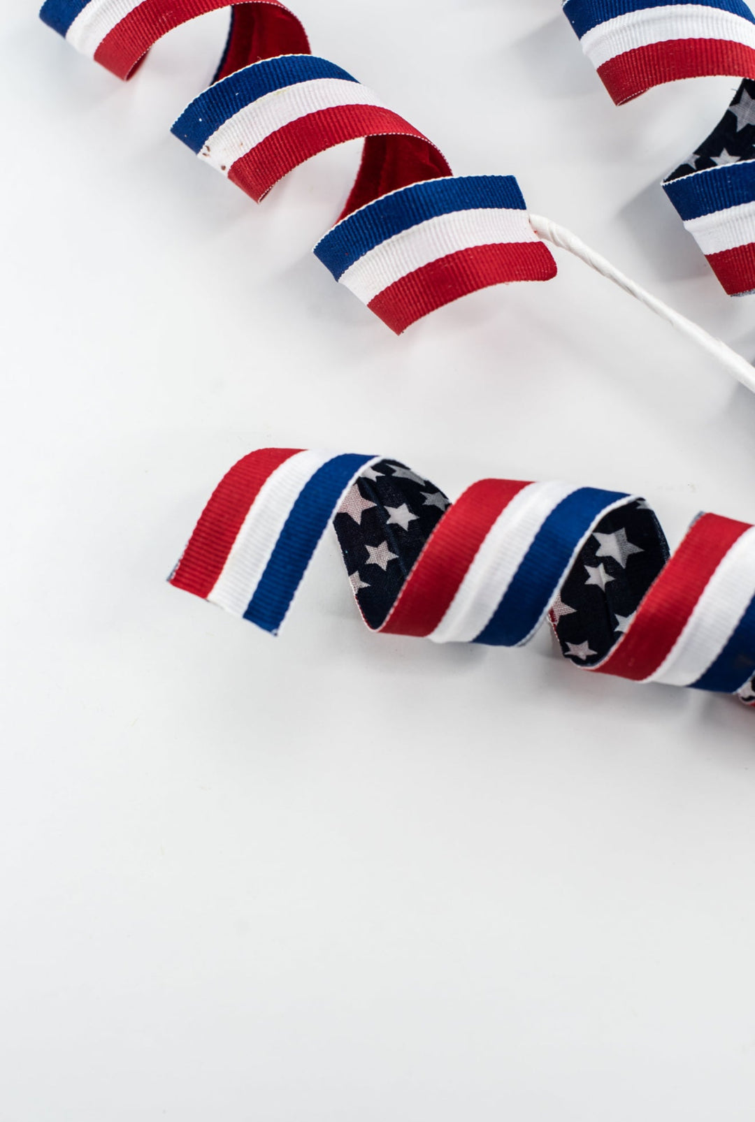 Stars Stripes Frizzy Curly Spray - Greenery Market74249RWB