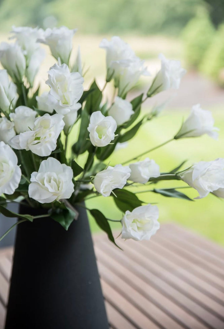 White lisianthus bundle - Greenery Market27042