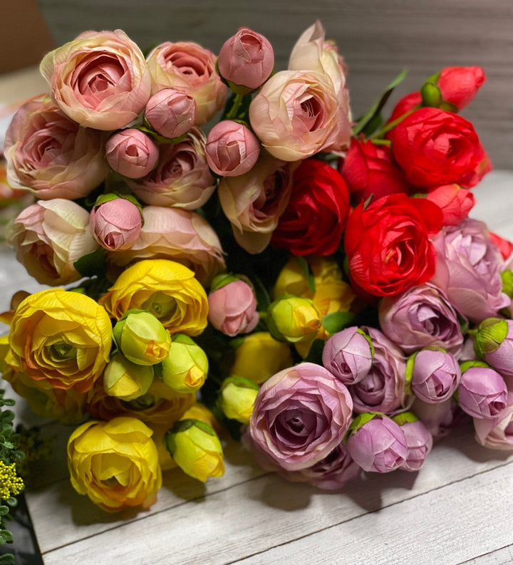 Antique Pink ranunculus bundle - Greenery Marketartificial flowers26033