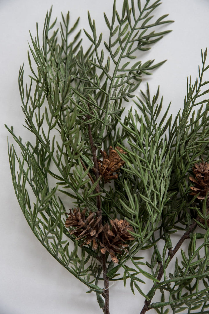 Cedar and pinecone spray - Greenery Marketgreenery27219