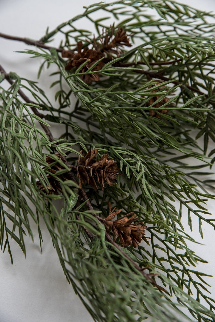 Cedar and pinecone spray - Greenery Marketgreenery27219