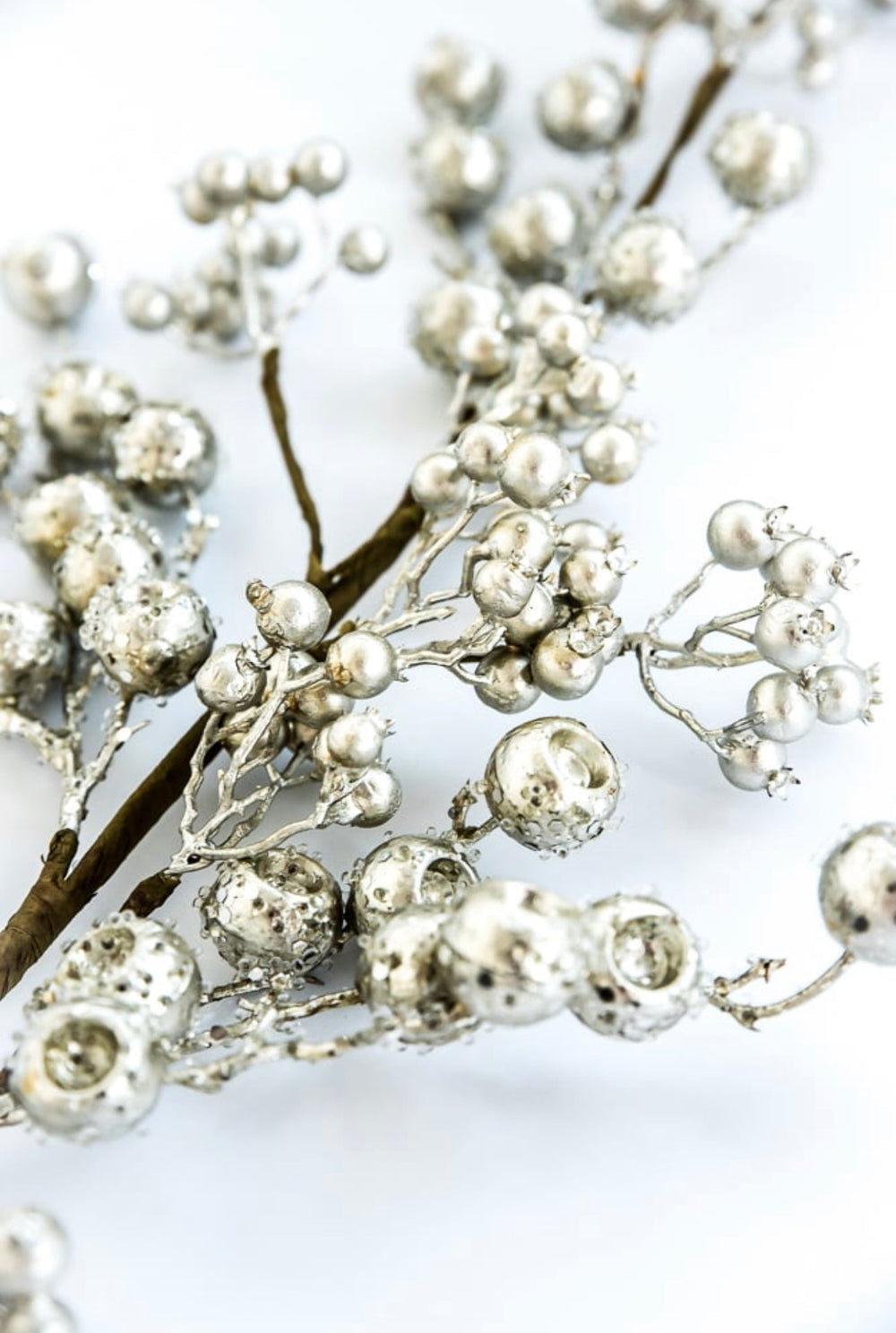 Metallic crater and currant spray - platinum - Greenery MarketXg896-PT