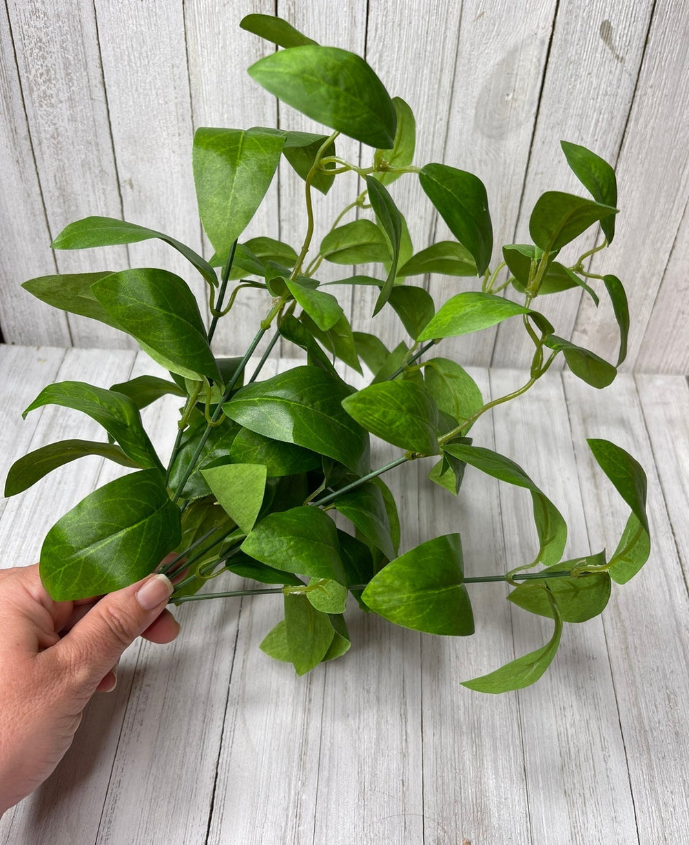Olive leaves bush - Greenery MarketArtificial Flora25961