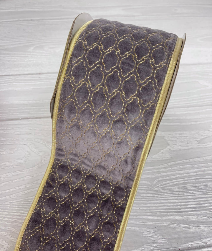 Quilted gray and champagne gold - Greenery Market179807